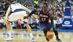 Dennis Schröder (r.) behielt im deutschen Duell mit Dirk Nowitzki (l.) die Überhand