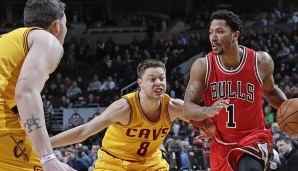 Derrick Rose (r.) präsentierte sich gegen die Cavs in absoluter MVP-Form