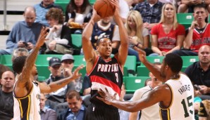 Wohin mit dem Ball? C.J. McCollum (M.) sieht verzweifelt aus