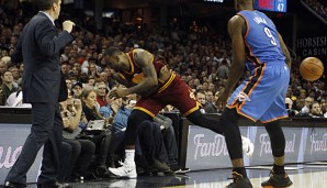 LeBron James krachte beim Spiel gegen OKC ins Publikum