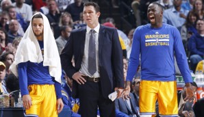 Luke Walton (M.) legte bei den Warriors eine überragende 39-4-Bilanz hin