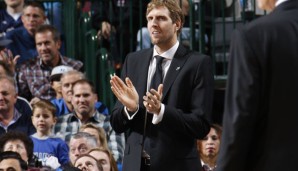 Dirk Nowitzki kann weiter nur zuschauen