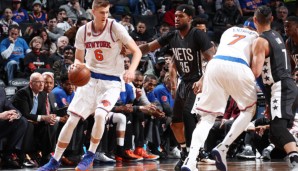 Kristaps Porzingis (l.) und die Knicks verloren nun sogar gegen Brooklyn