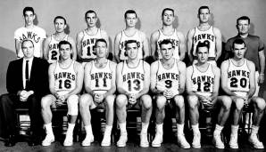 Platz 8: Bob Pettit (#9) und Ed Macauley (#20) spielten einst für die St. Louis Hawks (1956-58) und holten zwei Titel.