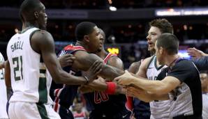 Bradley Beal, Matthew Dellavedova