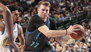 Luka Doncic führt die Dallas Mavericks mit einer starken Vorstellung zum Sieg gegen die Golden State Warriors.