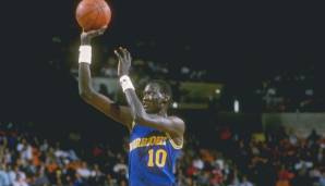 Platz 10: Manute Bol blockte für die Washington Bullets und Golden State Warriors viermal in seiner Karriere 12 Würfe – darunter am 26. März 1987 gegen die Boston Celtics.