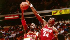 Die meisten Karriere-Blocks hat übrigens Hakeem Olajuwon mit 3.830 vor Dikembe Mutombo (3.289) und Kareem Abdul-Jabbar (3.189) angehäuft.