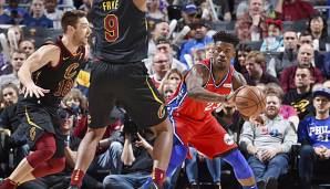 Jimmy Butler und die Philadelphia 76ers setzen sich gegen tapfer kämpfende Cavaliers erst spät in der Partie entscheidend ab.