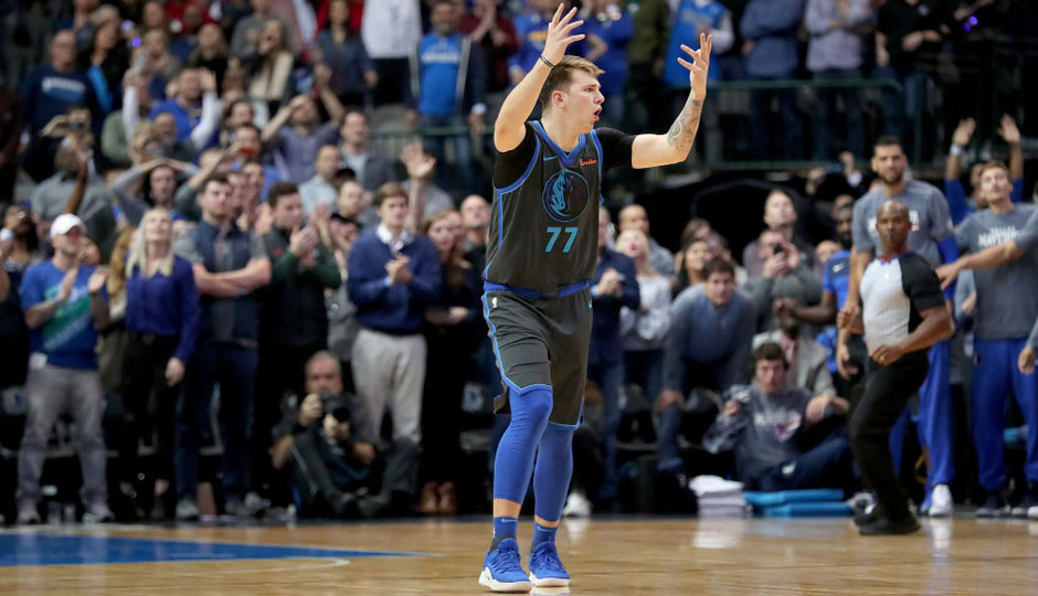 Platz 3: Luka Doncic (Dallas Mavericks, Saison 18/19) - 168 Dreier in 72 Spielen (32,7 Prozent)