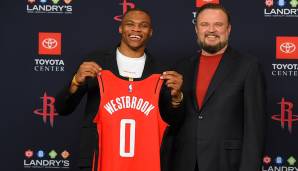 Die Sixers sind es jedenfalls nicht. Berichten zufolge will Philly-Boss Daryl Morey keinen Simmons-Westbrook-Tausch. Wer will es ihm verdenken? Bereits in Houston hat Morey seine Erfahrungen mit Westbrook gemacht.