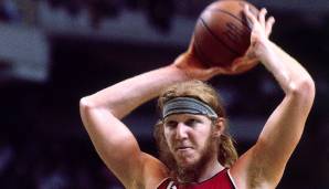 BILL WALTON (1974-1987) – Teams: Blazers, Clippers, Celtics – Erfolge: 2x NBA Champion, Finals-MVP, MVP, 2x All-Star, 1x First Team, 1x Second Team, 2x All-Defensive, Sixth Man of the Year.