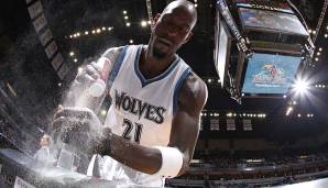 KEVIN GARNETT (1995-2016) – Teams: Timberwolves, Celtics, Nets – Erfolge: 1x NBA Champion, MVP, 15x All Star, 4x First Team, 3x Second Team, 2x Third Team, Defensive Player of the Year, 12x All-Defensive.