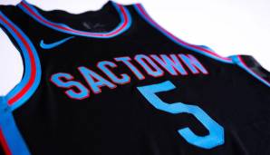 SACRAMENTO KINGS: Die Kings vereinen in ihrem neuen Design die Farben aus vier verschieden Ären. Von einem Design von 1985 über eines von 1994 und 2000 bis hin zum letztjährigen roten Sactown-Jersey ist alles vertreten.