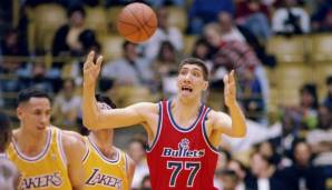 Gheorghe Muresan.