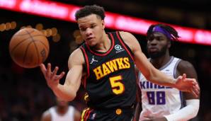 Die Hawks bekamen im Gegenzug KEVIN KNOX und einen geschützten Erstrundenpick. Youngster Reddish war in Atlanta unzufrieden mit seiner Rolle, die Hawks hätten ihn nur schwer verlängern können und verlieren ihn so zumindest nicht ohne Gegenwert.