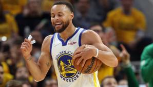 Stephen Curry ärgert sich über die Pleite in Spiel 1 der Finals.