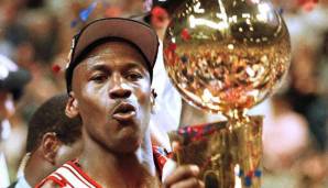 1996/97 und 1997/98: MICHAEL JORDAN | Team: Chicago Bulls | Gehalt: 30,1 Millionen und 33,1 Millionen Dollar