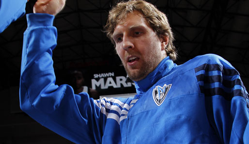 Dirk Nowitzki wird mindestens 4 Spiele ausfallen