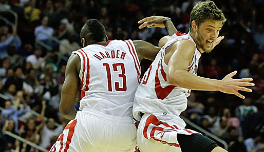 Houstons Small Forward Chandler Parsons (r.) erzielte im Spiel gegen die Mavericks 32 Punkte