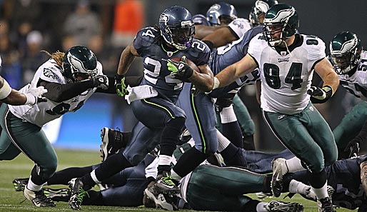 Seattles Marshawn Lynch (2.v.l.) erzielte gegen Philadelphia zwei Touchdowns