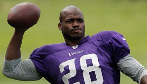 Adrian Peterson will trotz des Todes seines Sohnes am Sonntag gegen die Panthers auflaufen