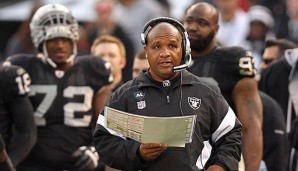 Hue Jackson war bereits 2011 als Head Coach der Raiders tätig