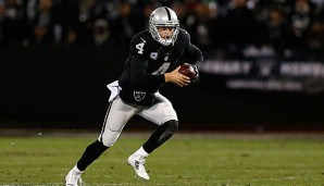 Derek Carr beendet die diesjährige Regular Season mit 3.933 Passing-Yards und 28 Touchdowns