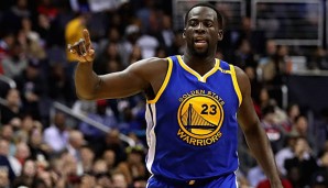 Draymond Green sieht bei einem Umzug der Raiders die Fans hintergangen