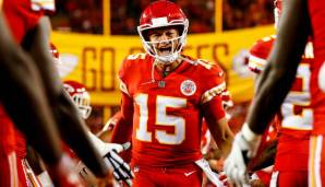 1. PATRICK MAHOMES (Kansas City Chiefs): Doch Mahomes (37 Touchdown-Pässe/2 RUSH TD) verkörpert ein Extra-Level, weil er auch zu Fuß brandgefährlich ist. Beide haben nur zwei Spiele verloren, die nächsten Wochen entscheiden.