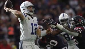 7. Andrew Luck, Colts. Wurde im Laufe der Saison aggressiver und spielte dann eine fantastische Saison. Unheimlich effizient als Passer, zerstörte den Blitz regelmäßig und war auch als (gelegentlicher) Deep-Passer gefährlich.