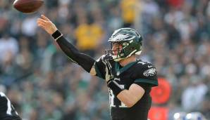 12. Carson Wentz, Eagles. Die zweite große Wildcard neben Garoppolo. Wentz hat letztes Jahr allerdings bis zu seiner Verletzung definitiv einen besseren Eindruck hinterlassen; sein großes Potenzial in der Pocket ist nicht zu übersehen.