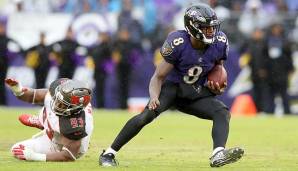 19. Lamar Jackson, Ravens. Jackson ist einzig aufgrund der spektakulären Rushing-Fähigkeiten so weit oben. Absurde 157 Runs hatte er 2018 (fast 750 YDS) - die Ravens-Offense ist darauf aufgebaut. Als Passer muss er jedoch noch sehr viel besser werden.