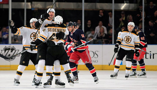 Dennis Seidenberg erzielte gegen die Rangers den zwischenzeitlichen 1:1-Ausgleich