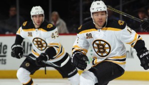 Jarome Iginla (r.) bescherte Boston mit zwei Toren im Schlussdrittel den nächsten Sieg