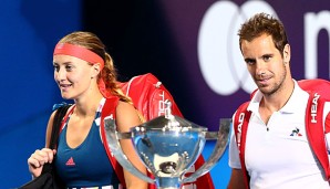 Kristina Mladeonic und Richard Gasquet holen sich den Pott