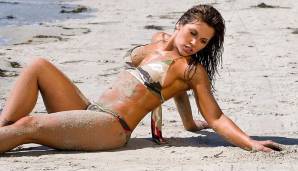 Platz 11: Mickie James (Mickie Laree James).